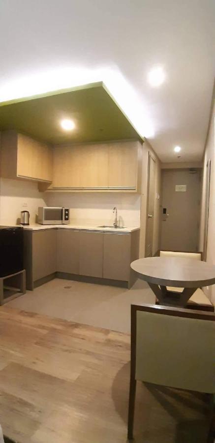מנילה Studio Unit Condo At Antel Serenity Suites Makati מראה חיצוני תמונה